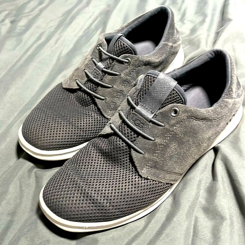 Ugg Slip-on Sneaker